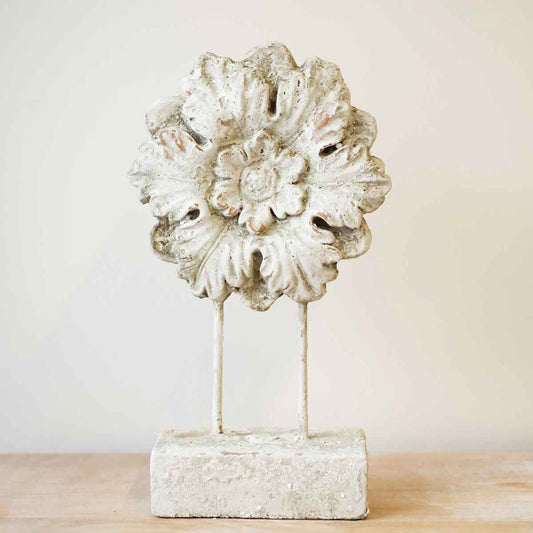 Flora Medallion