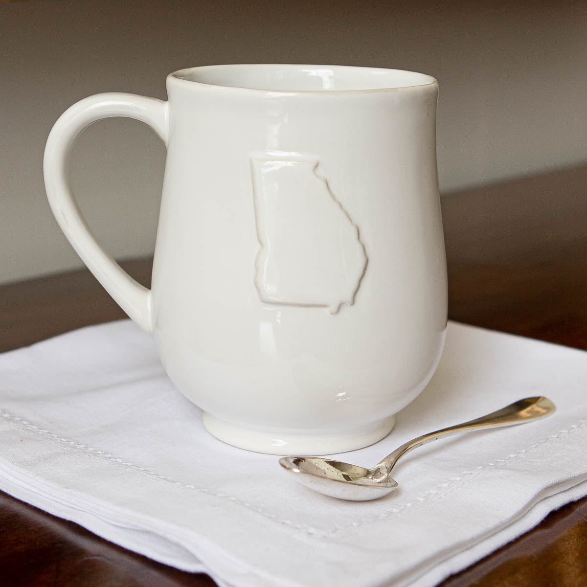 Georgia Embossed Coffee Mug White