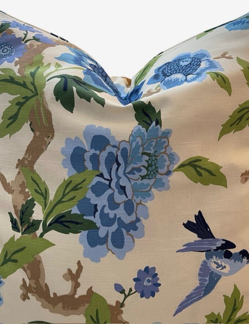 D& G Pillow with Feather Insert 20"x20"