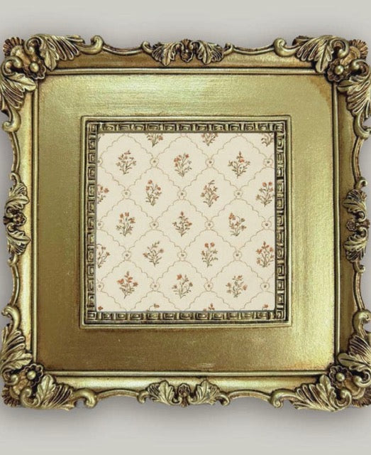 Scroll Edge Photo Frame 3x3