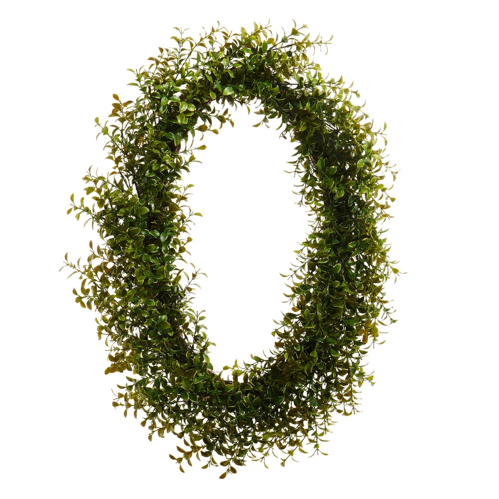 Oval Boxwood Wreath 26"