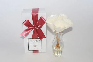 Open image in slideshow, Classic Natural Reed Diffuser
