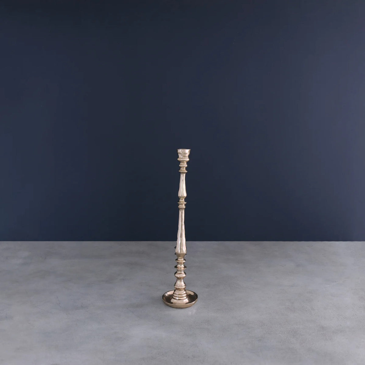 Sierra Modern Medium Candlestick Holder Gold